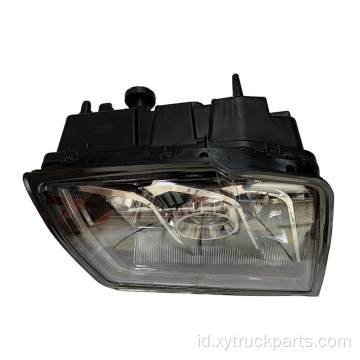 Penggantian lampu semi truk